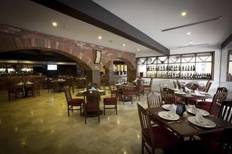 Doubletree By Hilton Mexico City Airport Area Hotel